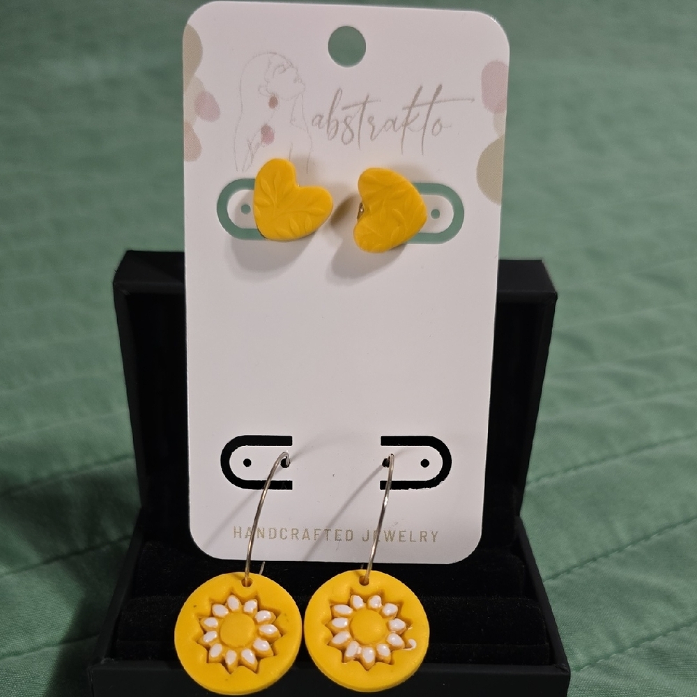Yellow Earrings Set